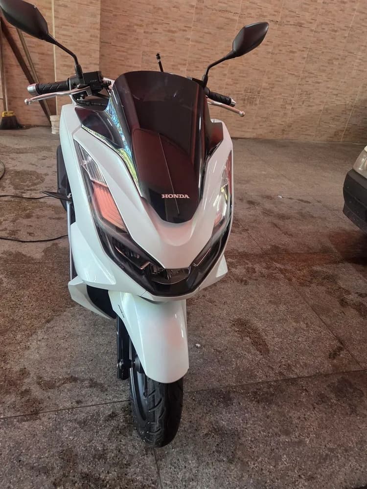 Vendo pcx dlx