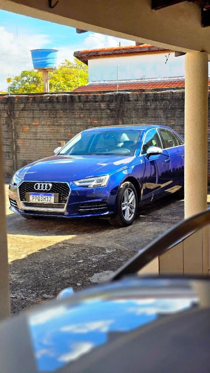Audi A4 Launch Edition 2.0 TFSI 190cv S Troni 2017