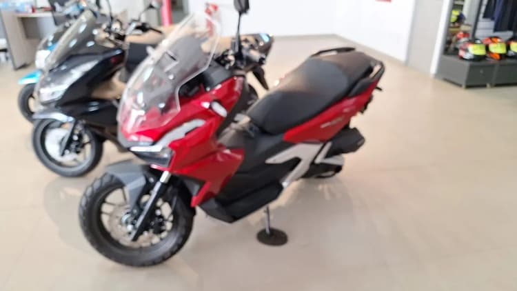 Honda ADV 160 2025 