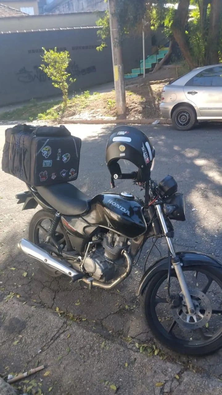 Vendo 125 em Dia 