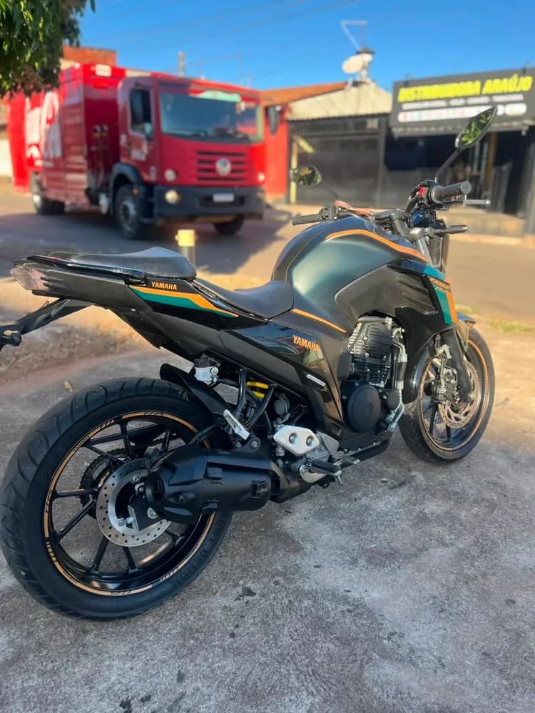Fazer 250cc Quitada