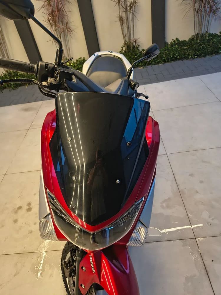 NMAX 160cc.... IMPECÁVEL!!!!!!!!!