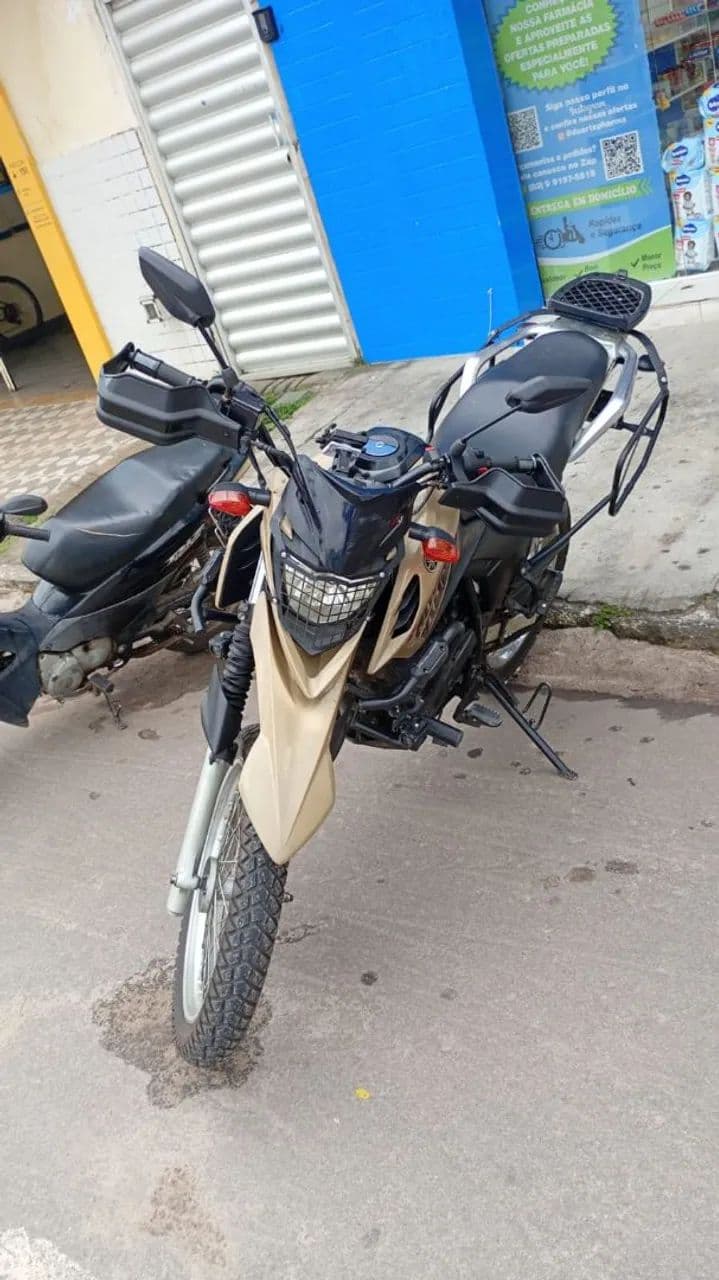 Crosser 2018 