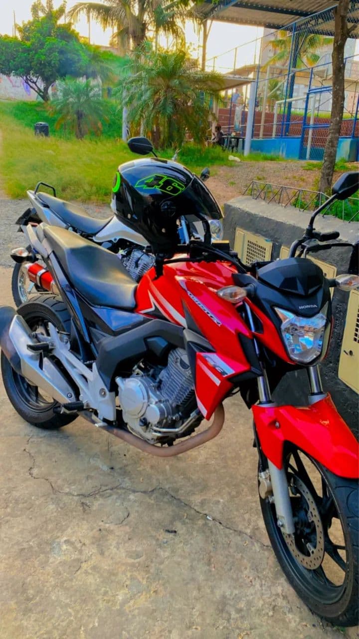 Vendo ou troco leia !!