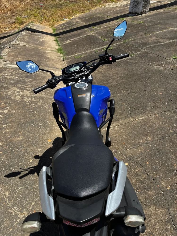 Lander 250 impecável 