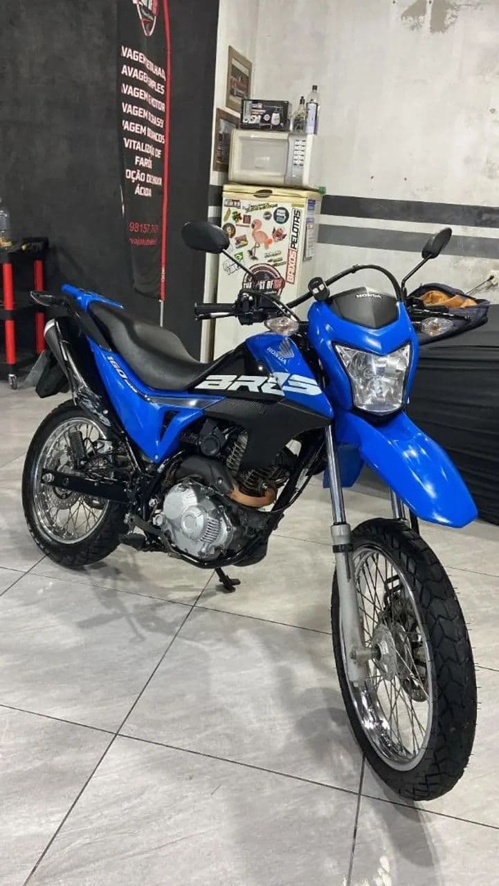 Bros 160 2019