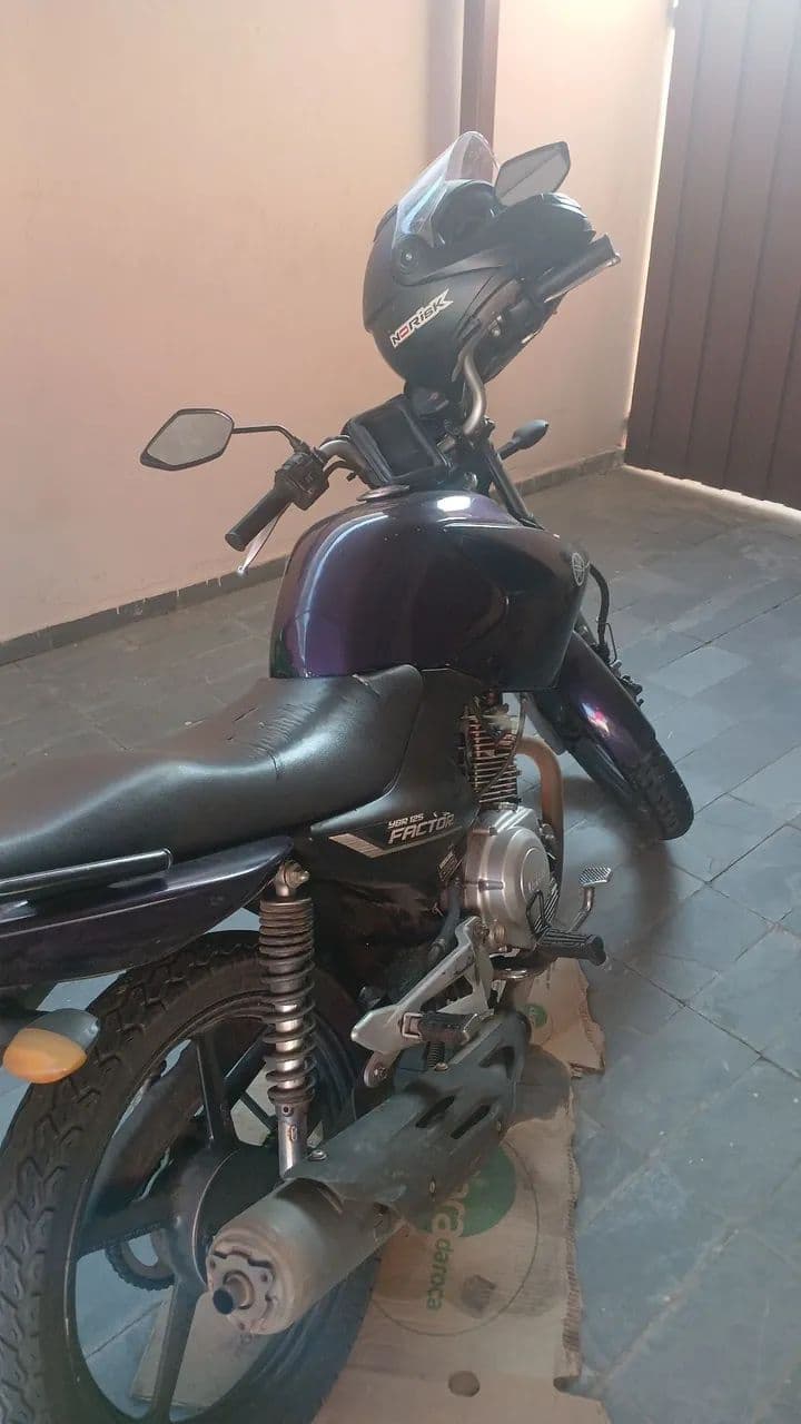 Moto yamaha factor modelo 2013