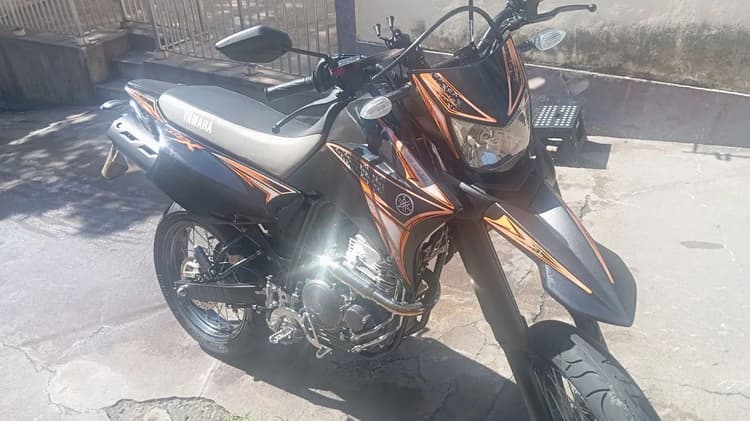 Vendo lander XTZ 250 . 