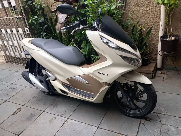 Honda PCX 150 DLX 