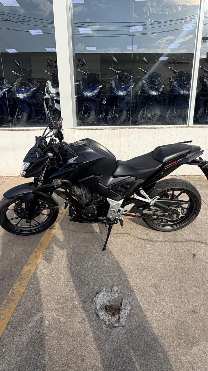 Vendo semi nova 