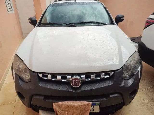 Fiat Strada Adv. M. March.1.8 Dual. Flex CD 2013