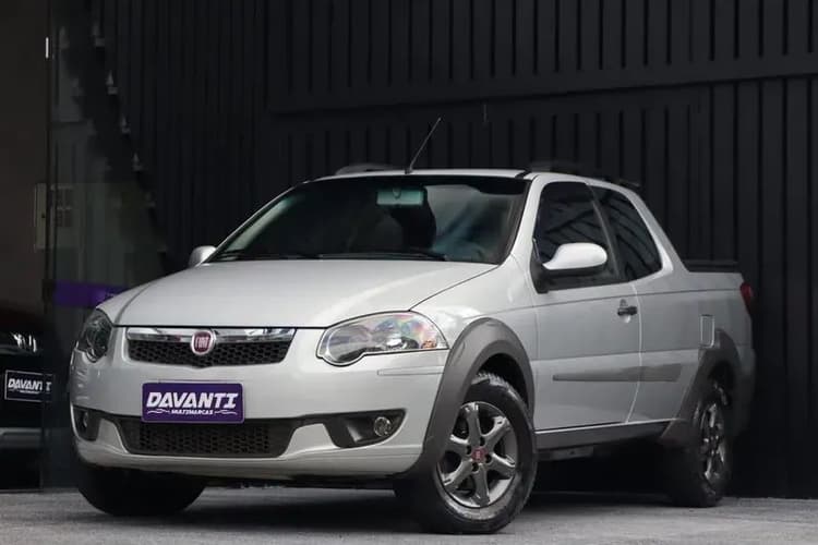 Fiat Strada Trekking 1.6 16V Flex CD 2015