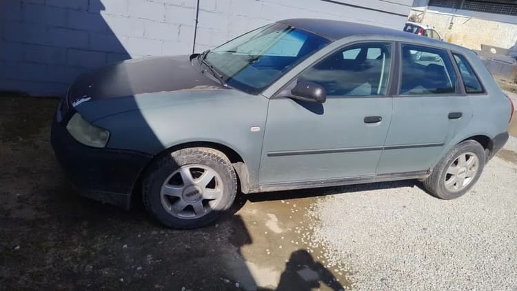 Audi A3 1.6 5P 2002