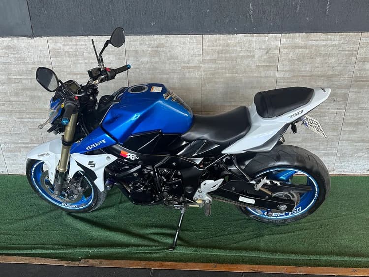 GSR 750A 2015
