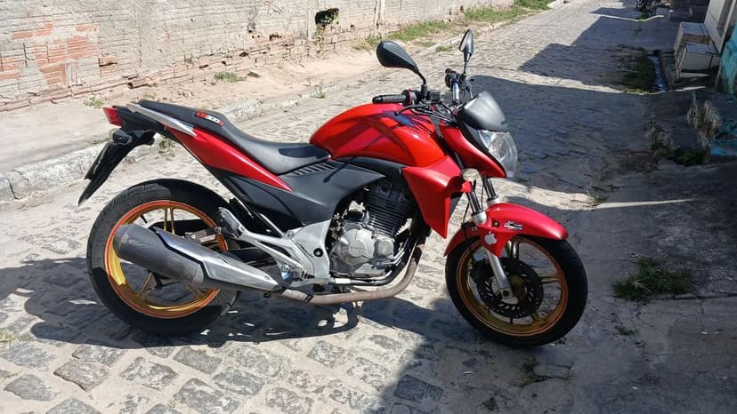 Cb 300 