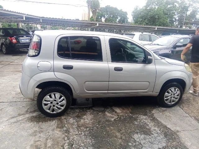 Fiat Uno Attractive 1.0 EVO Fire Flex 8V 5P 2016