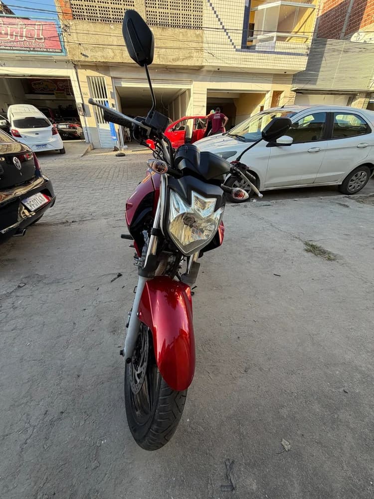 Fazer 250
