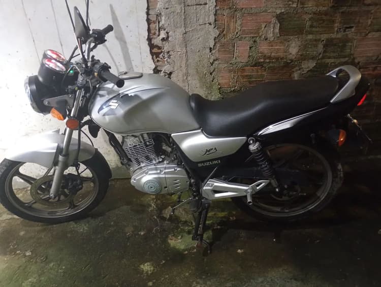 Suzuki Yes 2012 