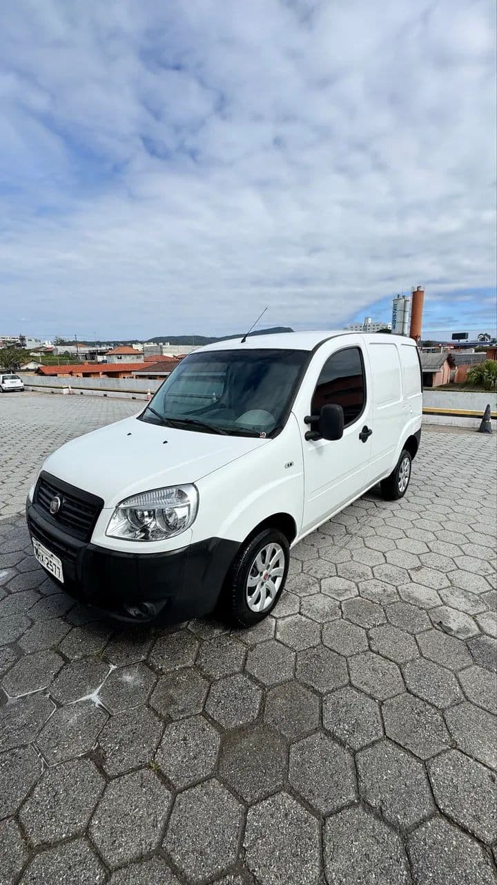 Fiat Doblo Cargo 1.8 MPI Fire Flex 8v/16v 4P 2011