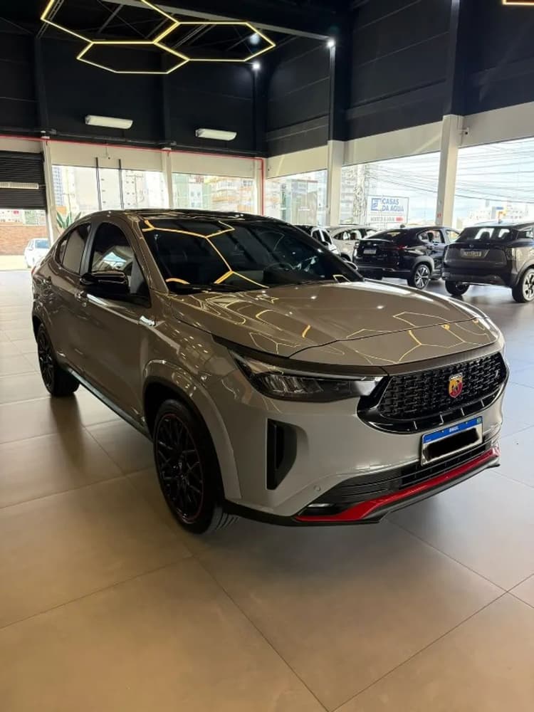 Fiat Fastback Abarth Turbo Flex 1.3 Aut. 2024