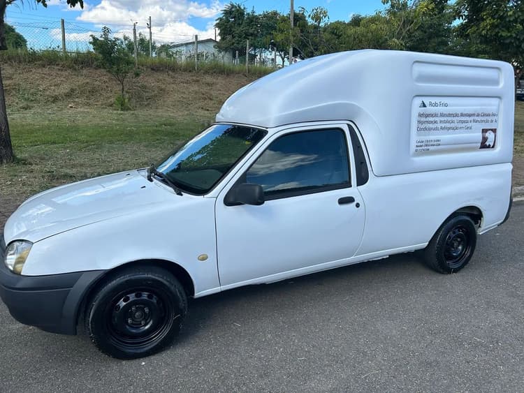 Ford Courier 1.6 L/ 1.6 Flex 2012