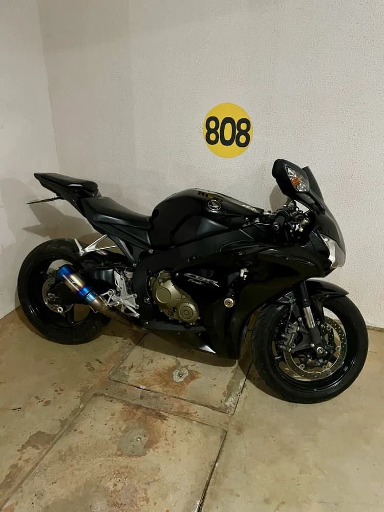 Vendo CBR 1000RR 