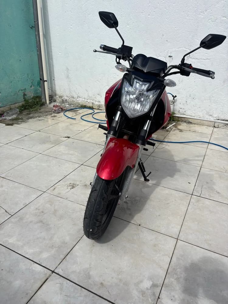 Fazer 250