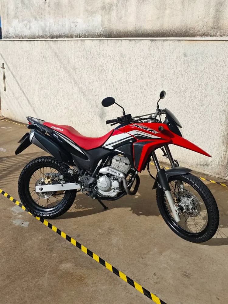 XRE 300 RALLY
