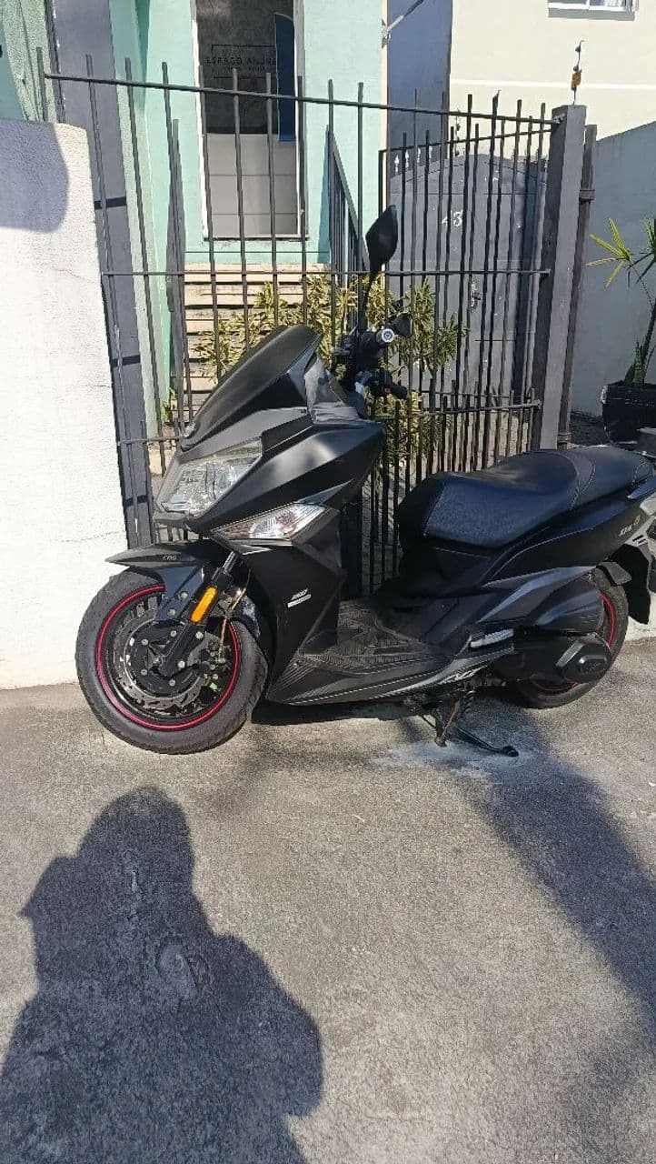 Dafra cruisym 150