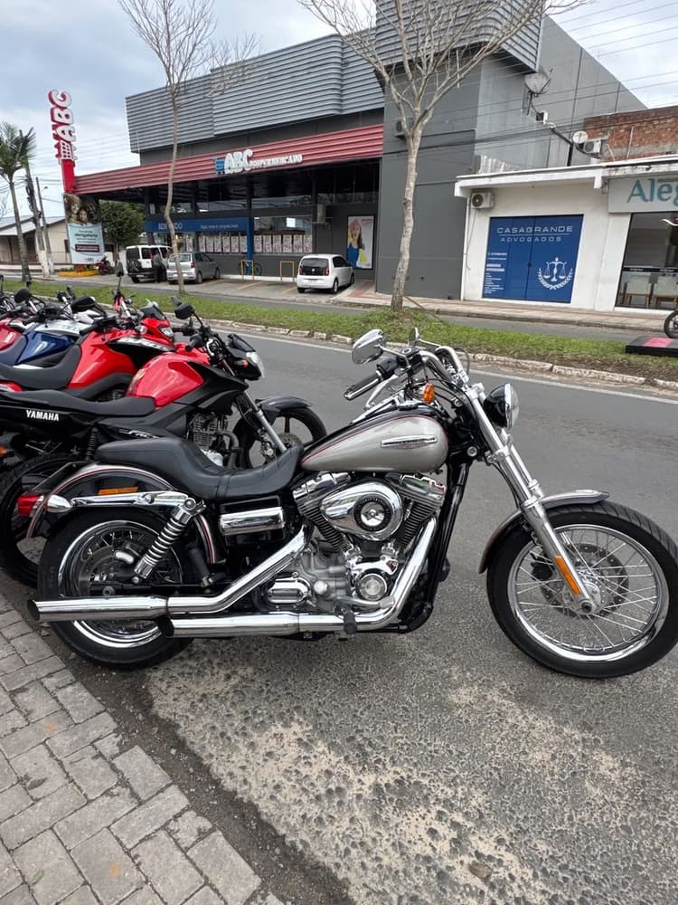 HARLEY DYNA SUPER CUSTOM