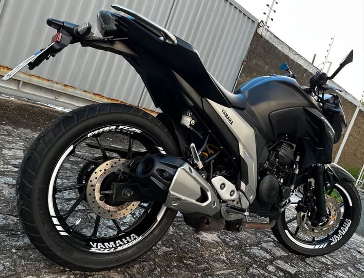 FAZER 250 SEMINOVA