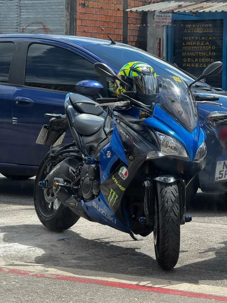 Suzuki gsx-s 1000F
