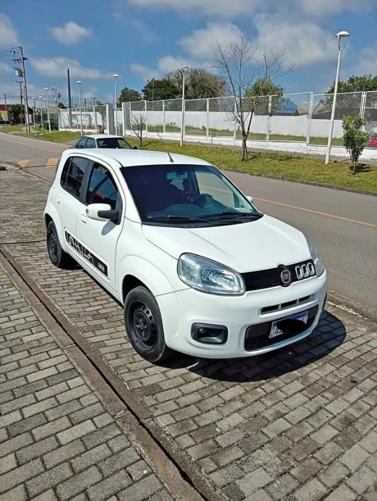 Fiat Uno Evolution 1.4 Fire Flex 8V 5P 2015