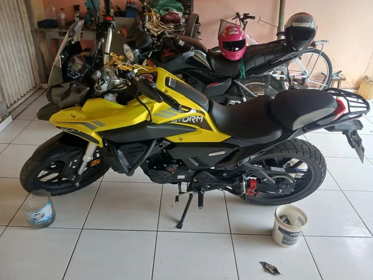  Vendo Storm200 estado de zero
