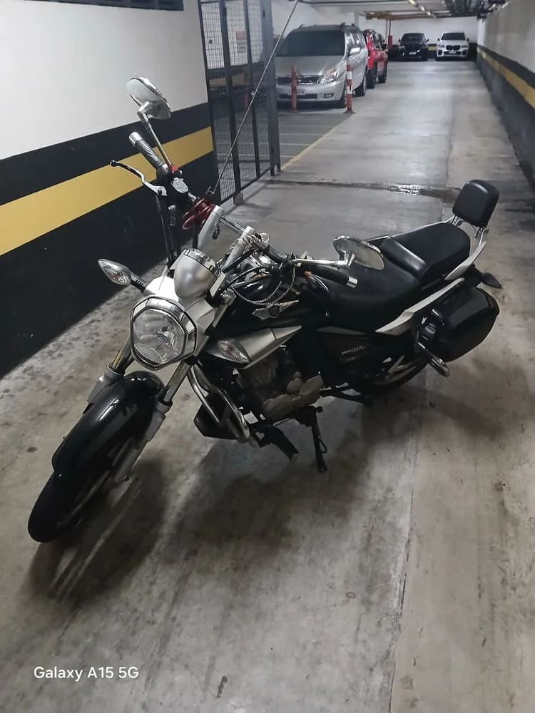 Moto Chopper 150 