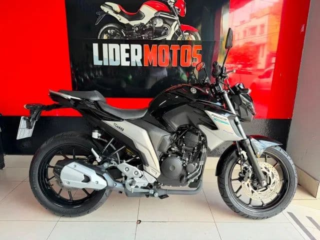 FAZER 250 2021