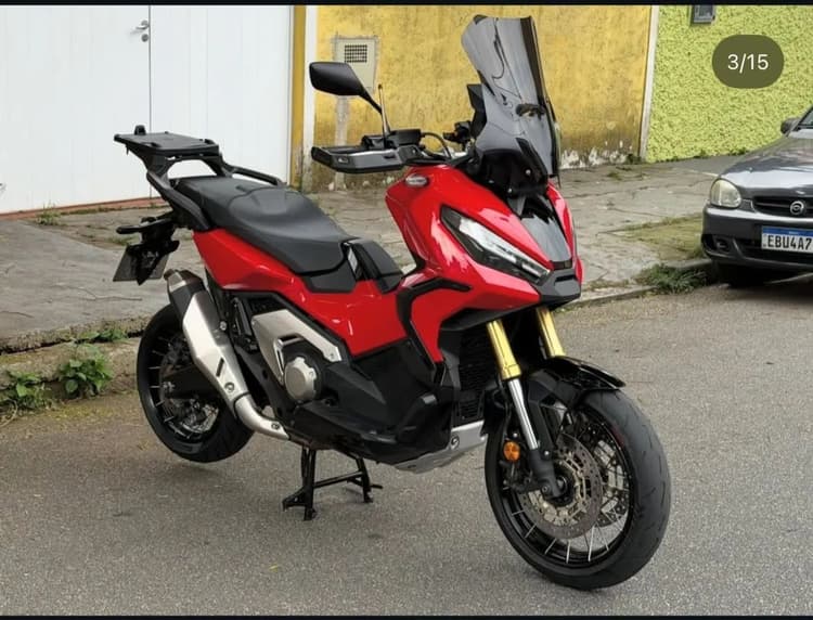 X adv 750