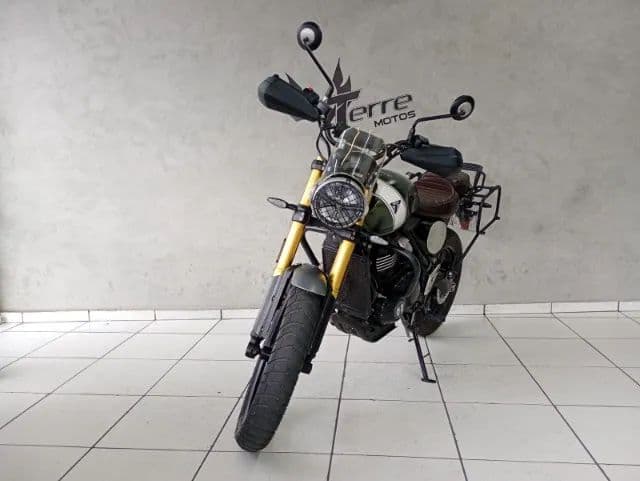 Triumph Scrambler 400X