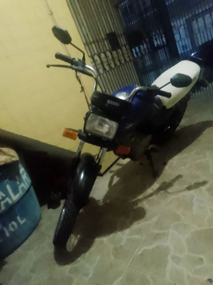 Vendo moto 