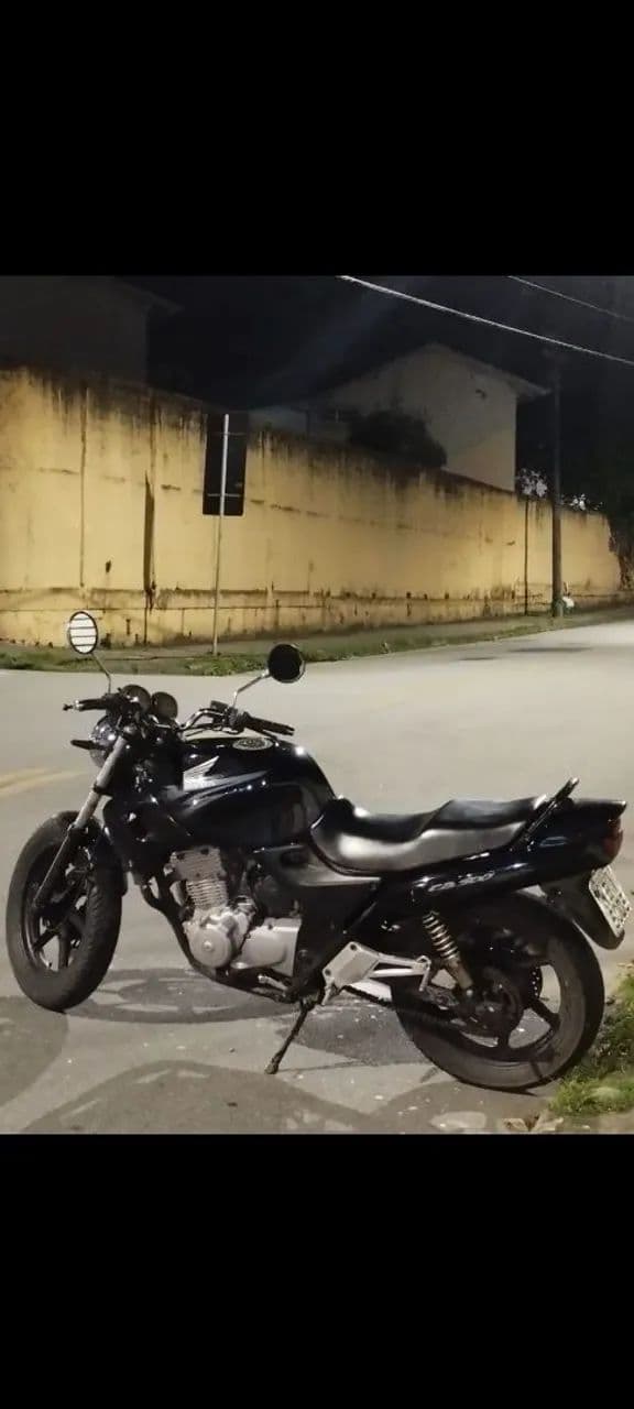 Cb 500