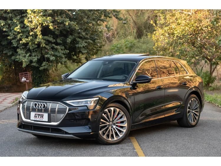 Audi E-Tron Performace Aut. (elétrico) 2020