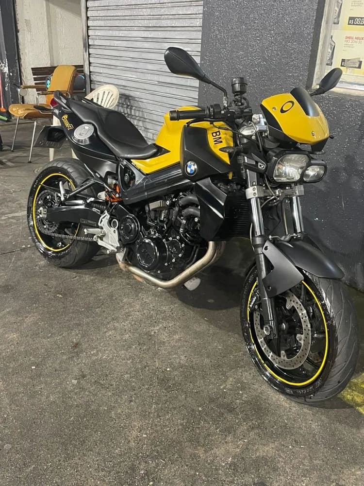 BMW f800
