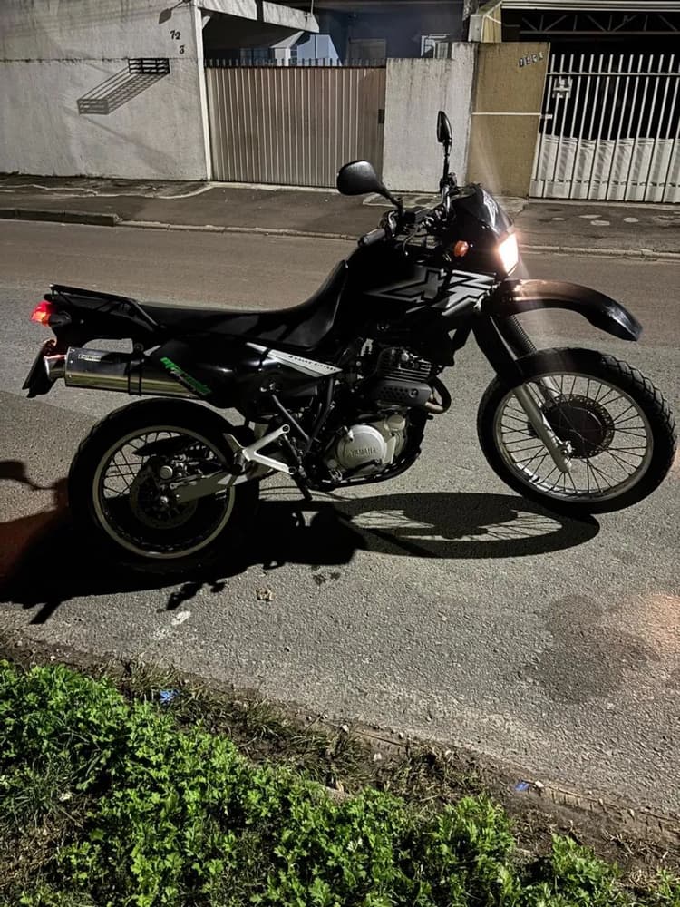 Moto xt 