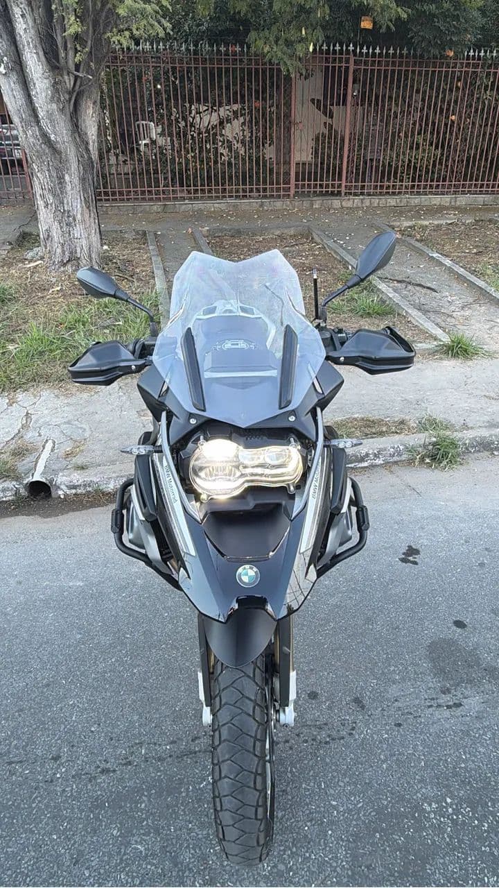 BMW R1250GS