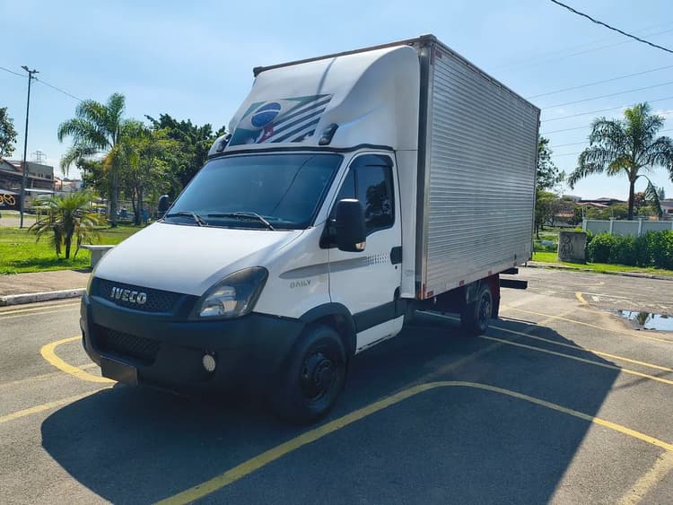 Iveco Daily Chassi 35s14 2P (e5) 2014