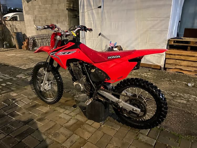 Vendo xr200 de trilha preparada 