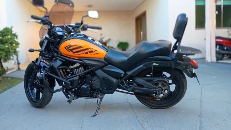 Vulcan 650S com ABS e baixo km