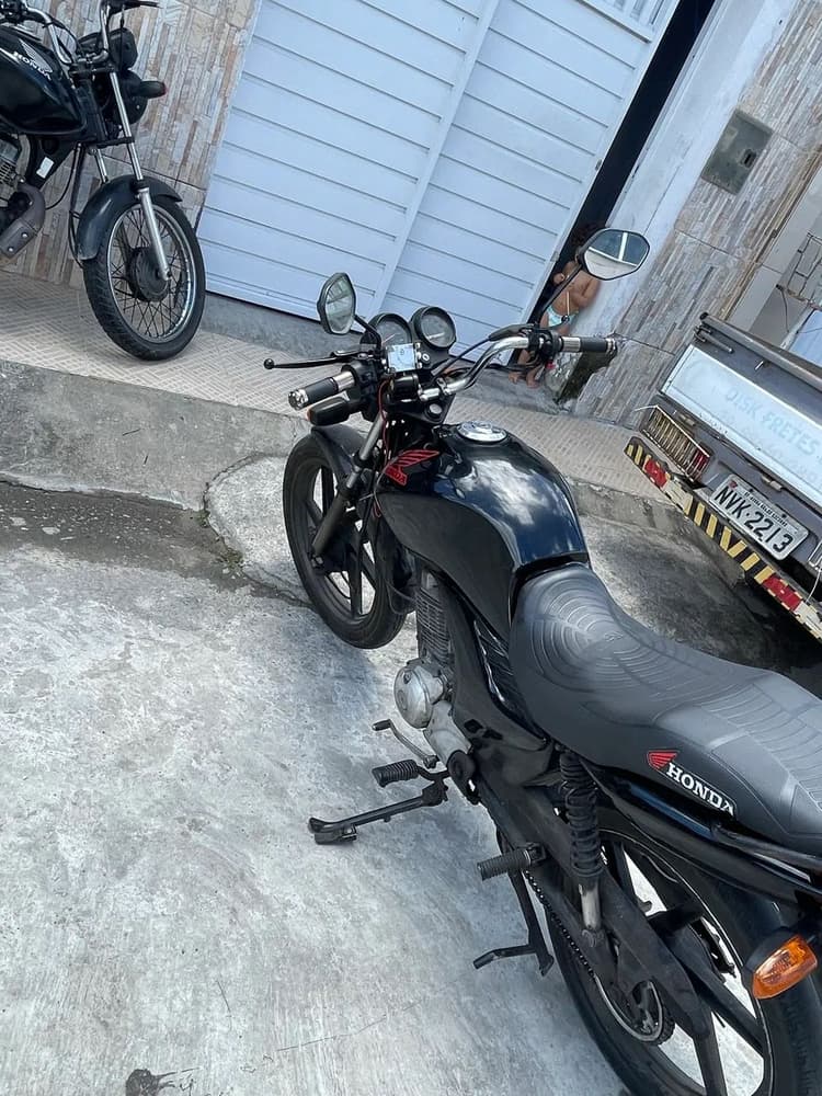 Vendo moto Cg 