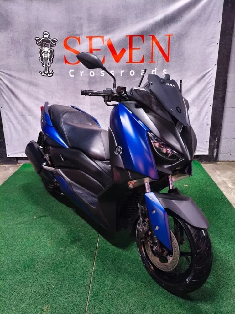 YAMAHA XMAX 250