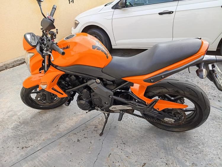KAWASAKI ER6N 